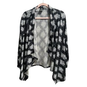 Bobeau Drape/ Cardigan Sweater, size Medium, Black/White